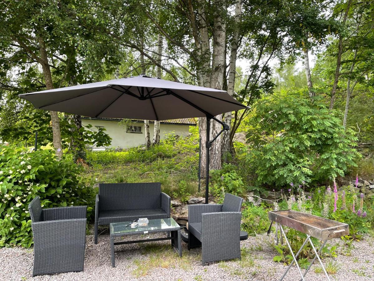 Apartmán Moonlight - Trevlig Kallarlagenhet Broby Exteriér fotografie